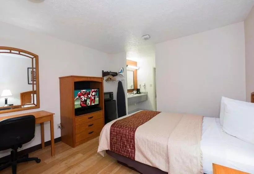 キングサイズベッドのデラックスルーム, Red Roof Inn Columbus Northeast  Westerville