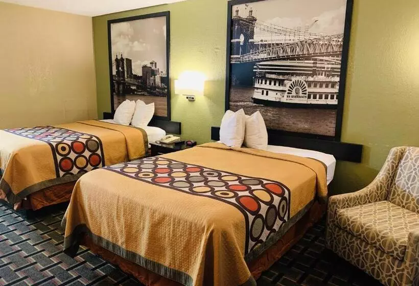 ２ダブルベッドのスタンダードルーム, Super 8 By Wyndham Cincinnati Springdale Oh