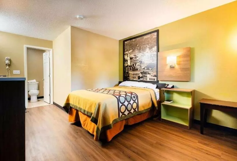 身障者適用スタンダードルーム, Super 8 By Wyndham Cincinnati Springdale Oh