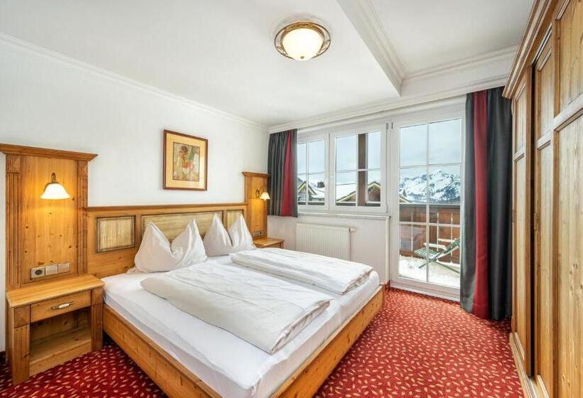 דירת חדר, Almschlössl & Schrotteralm