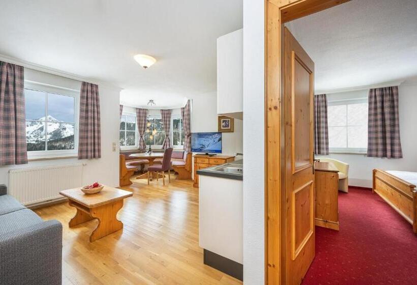 דירת שני חדרים, Almschlössl & Schrotteralm