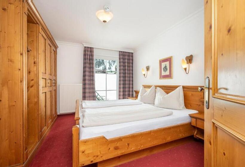 דירת שני חדרים, Almschlössl & Schrotteralm