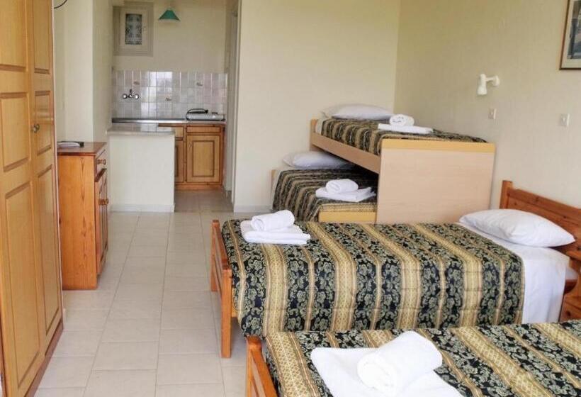 スタンダード４人部屋, Avra Sea View Paradise Pool Apartments