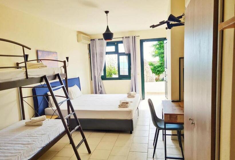 Четырехместный Номер Стандарт, Avra Sea View Paradise Pool Apartments