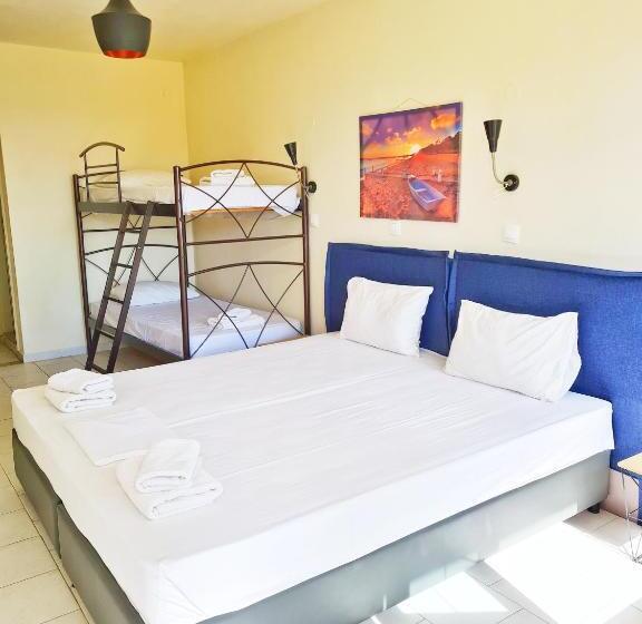 Четырехместный Номер Стандарт, Avra Sea View Paradise Pool Apartments