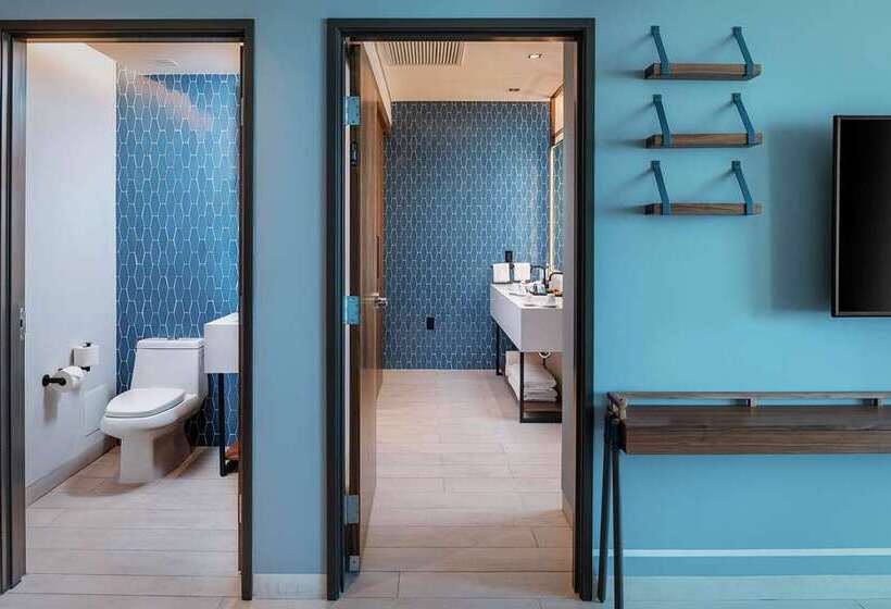 キングサイズベッドのスイートルーム, Canopy By Hilton Cancun La Isla