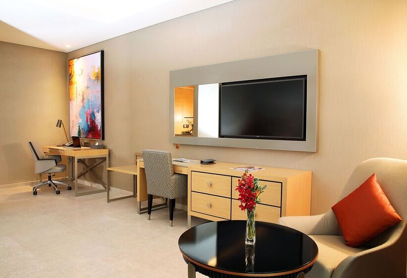 اتاق پرمیوم, Grand Cosmopolitan