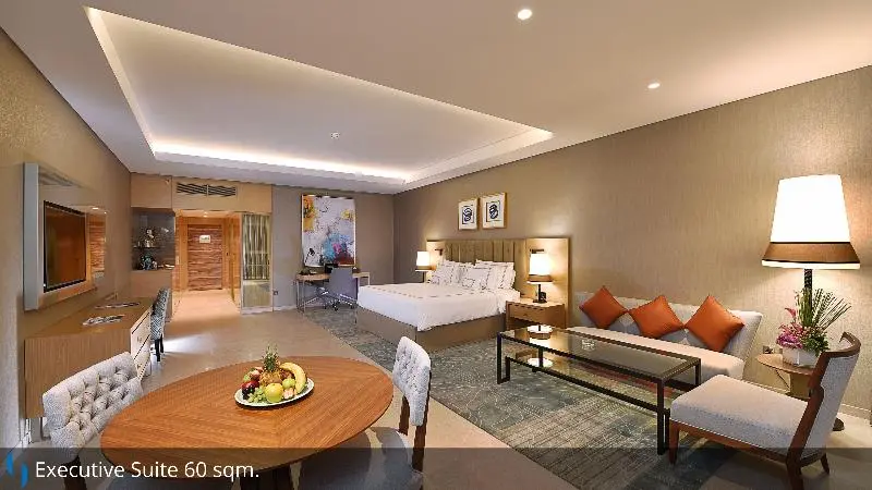 سوییت اجرایی, Grand Cosmopolitan