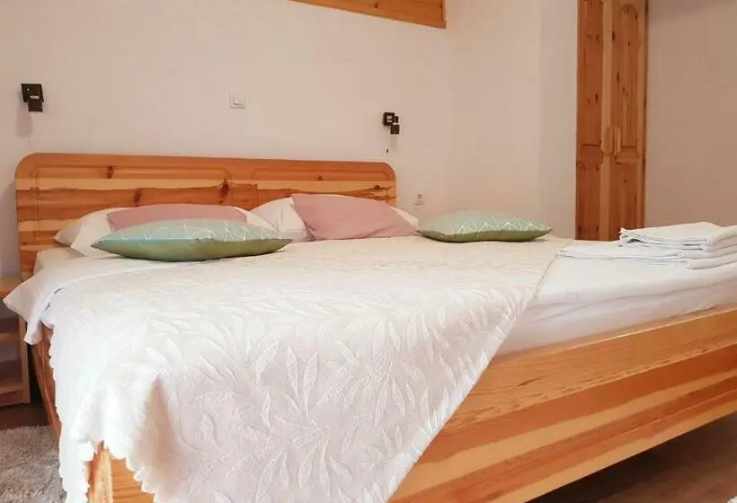 バルコニー付きスタンダードルーム, Guesthouse Green Valley