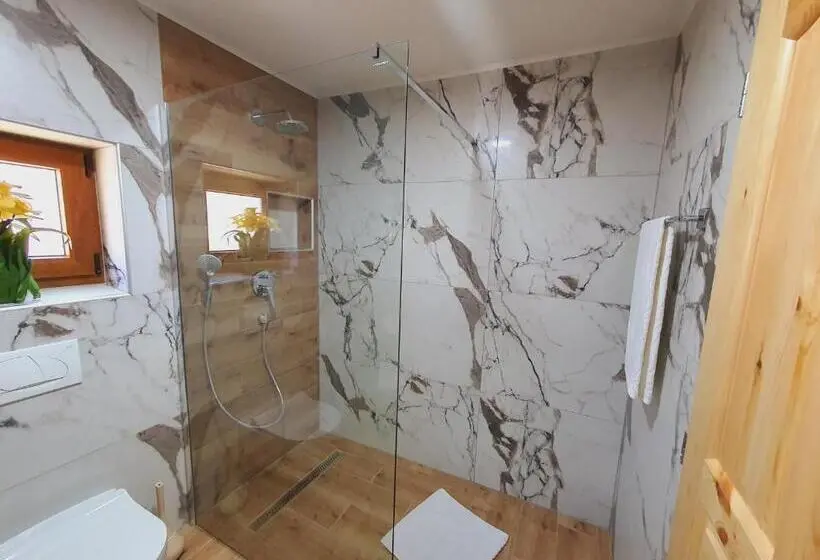 スタンダード４人部屋, Guesthouse Green Valley