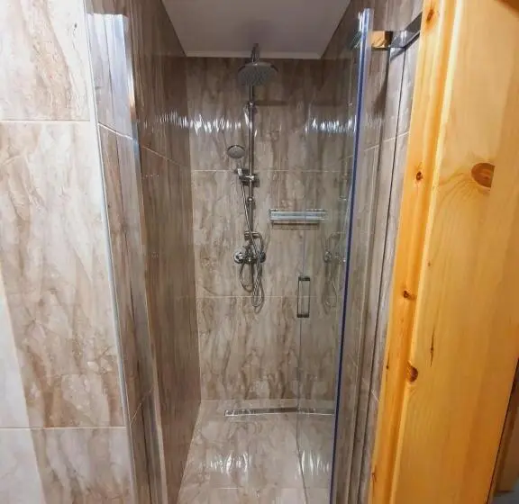 スタンダード４人部屋, Guesthouse Green Valley