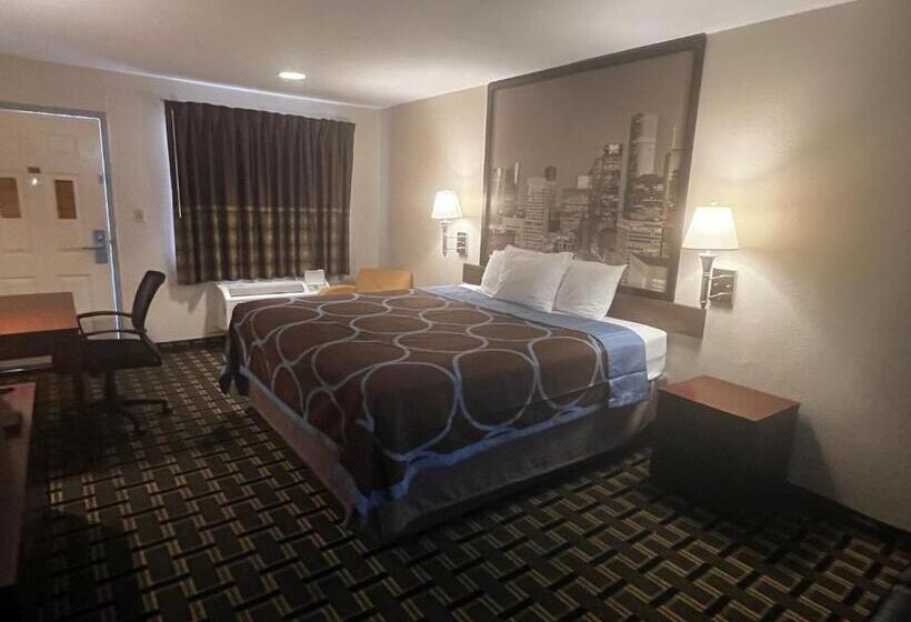 带大床的标准间, Super 8 By Wyndham Baytown I 10