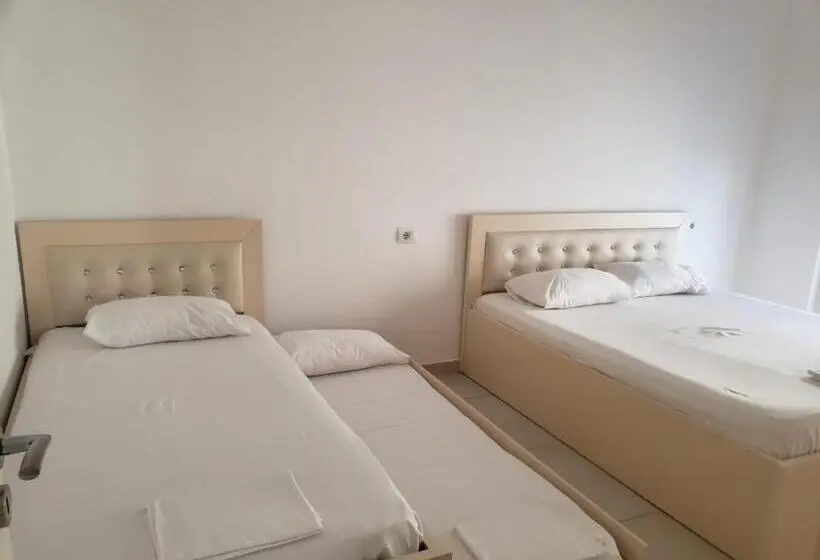 آپارتمان 1 خوابه با بالکن, Rooms And Apartments Analipsi