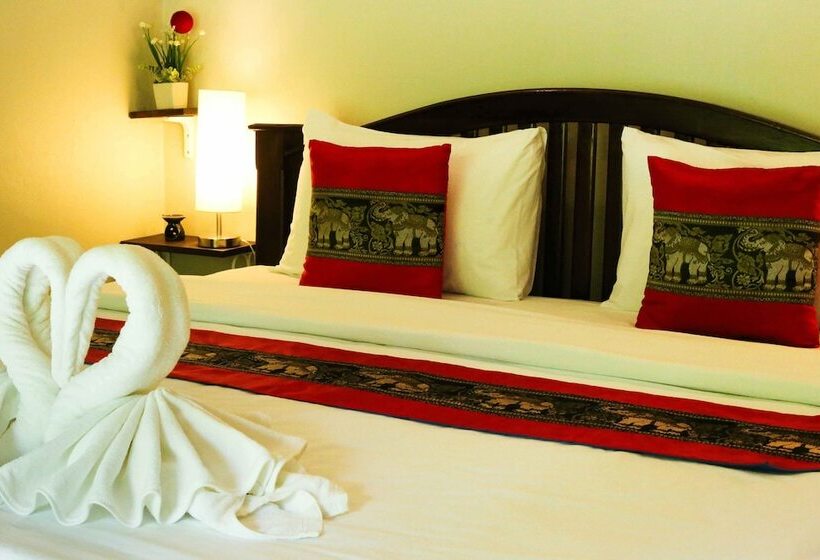 اتاق استاندارد با چشمانداز باغ, Bang Po Hut