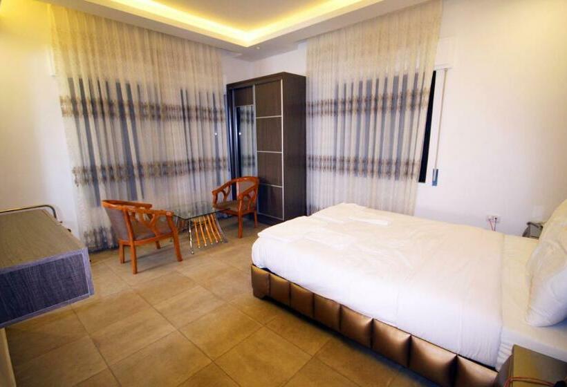 キングサイズベッドのスイートルーム, Sama Amman Apartments