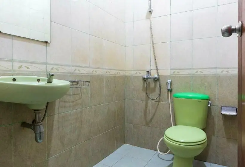 اتاق خانوادگی, Oyo 1682 Greenia