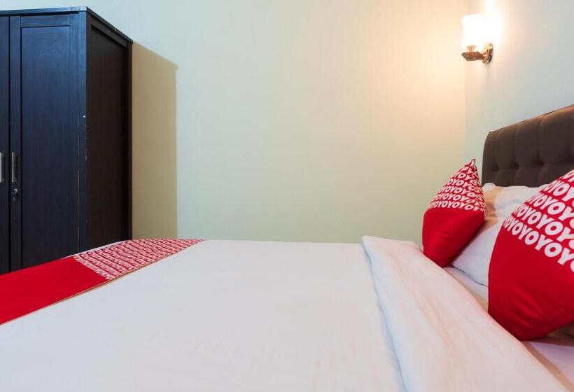 패밀리 룸, Oyo 1682 Greenia