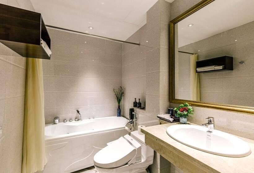 سوییت, Roseland Sweet Hotel & Spa