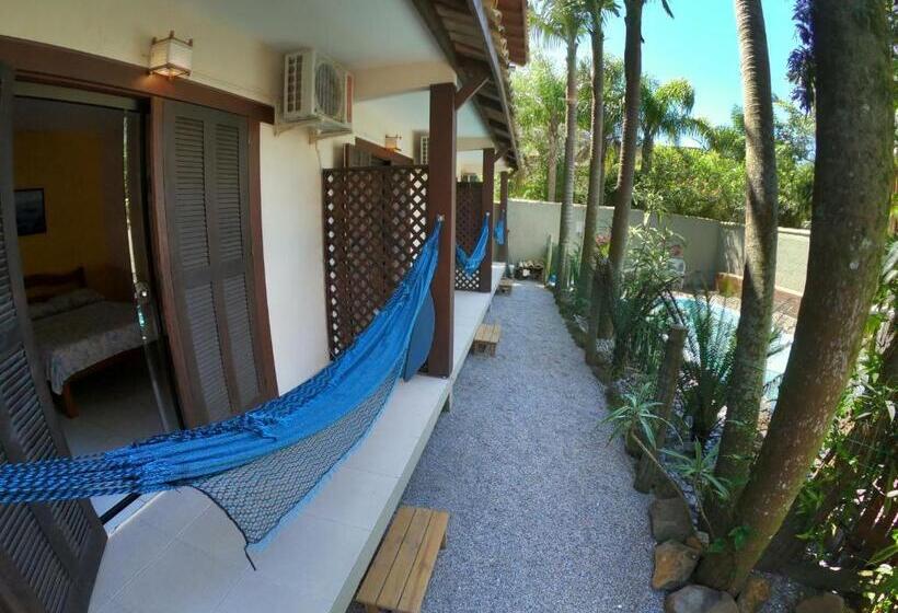 スイート, Pousada Pátio Da Ferrugem Uma Quadra Da Praia