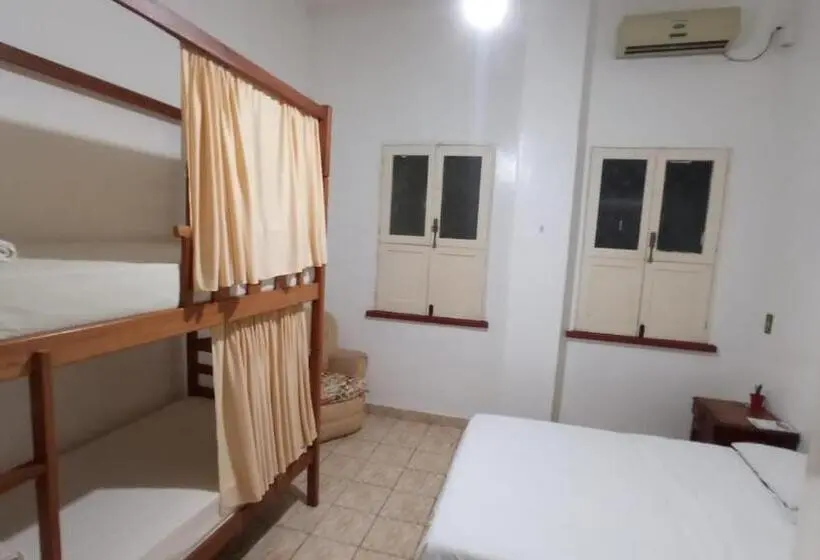スタンダード４人部屋, Aldeia Hostel