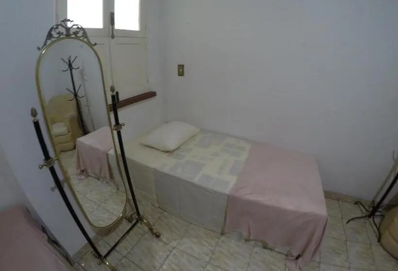 スタンダード４人部屋, Aldeia Hostel