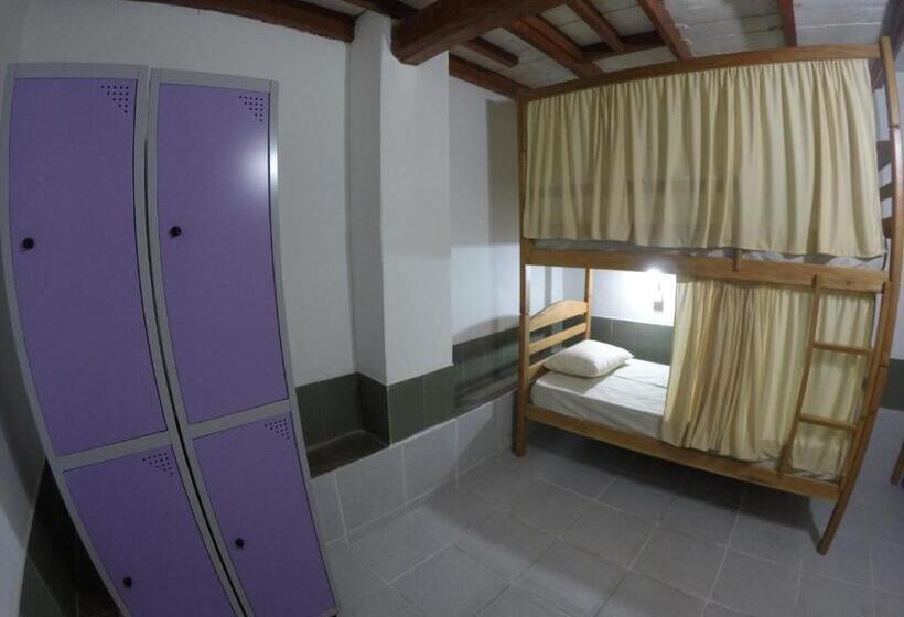 Семейный Номер, Aldeia Hostel