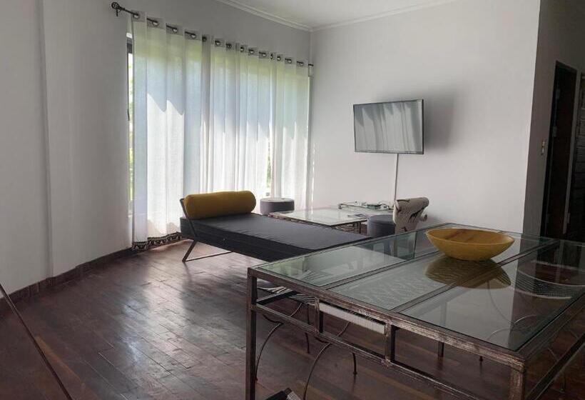 סוויטת דופלקס, Marcelo Beach Club