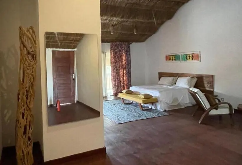 اتاق لوکس با چشمانداز دریا, Marcelo Beach Club