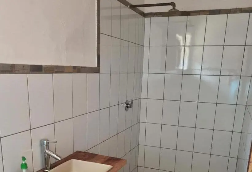 اتاق استاندارد, Thumbi View Lodge