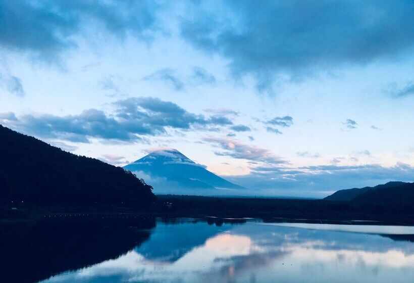 Номер Стандарт, Shoji Lake