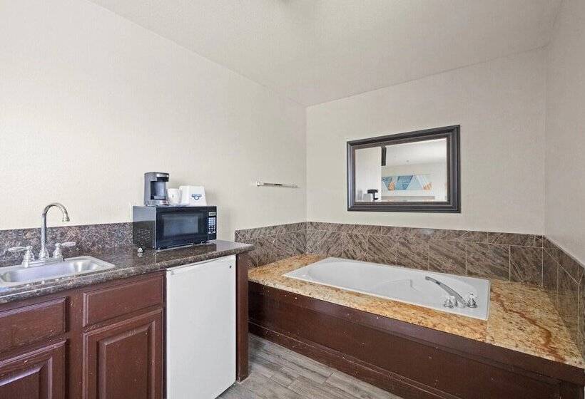 Студия Deluxe, Days Inn By Wyndham Colorado Springs Air Force Academy