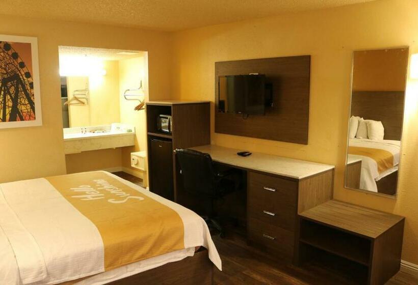 Стандартный Номер Кровать Кинг, Days Inn By Wyndham Fresno South