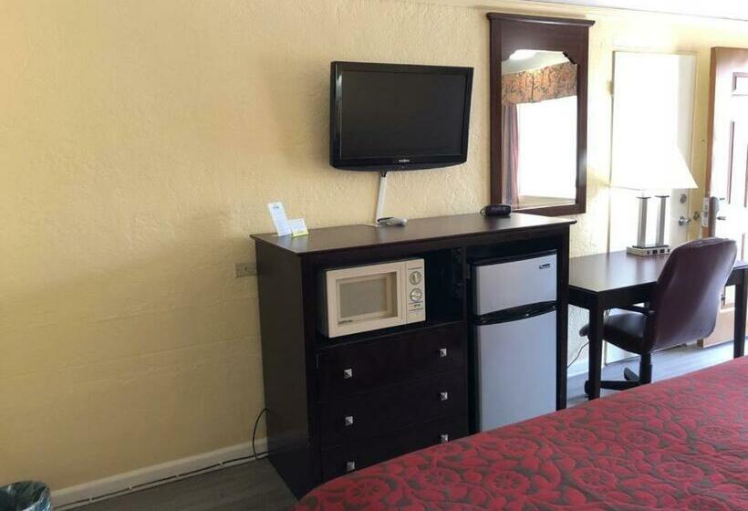 חדר סטנדרט עם מיטת קינג, Days Inn By Wyndham Gainesville