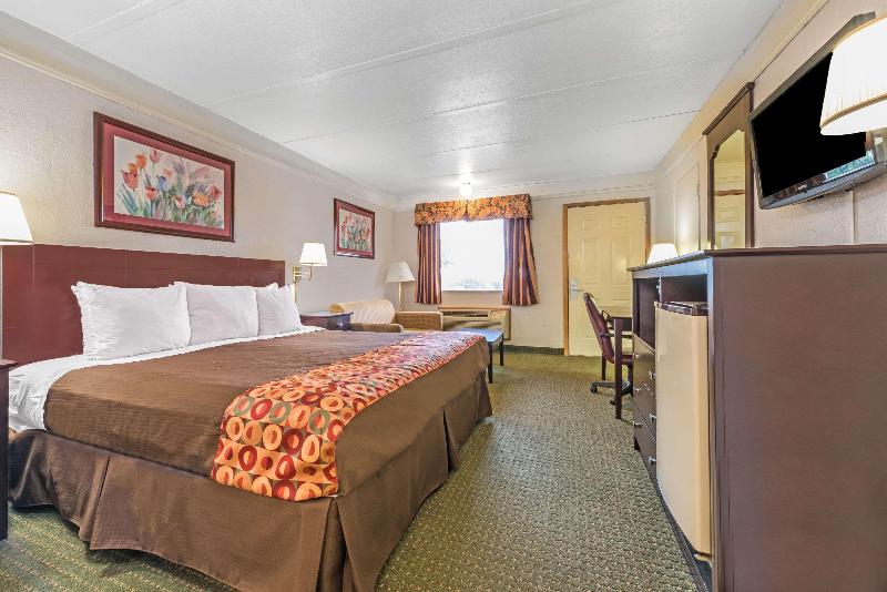 Quarto Estandar Cama King, Days Inn By Wyndham Gainesville