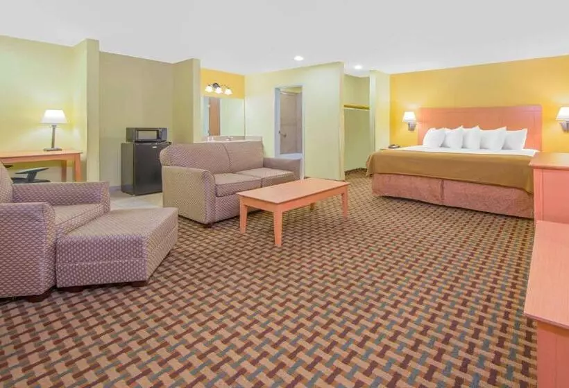 سوئیت با تخت بزرگ, Days Inn By Wyndham Lubbock South