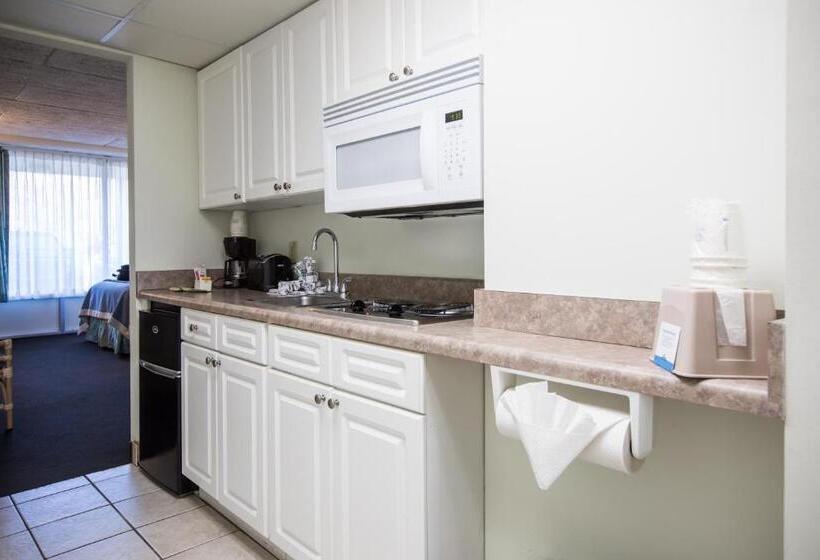 جناح, Days Inn & Suites By Wyndham Jekyll Island