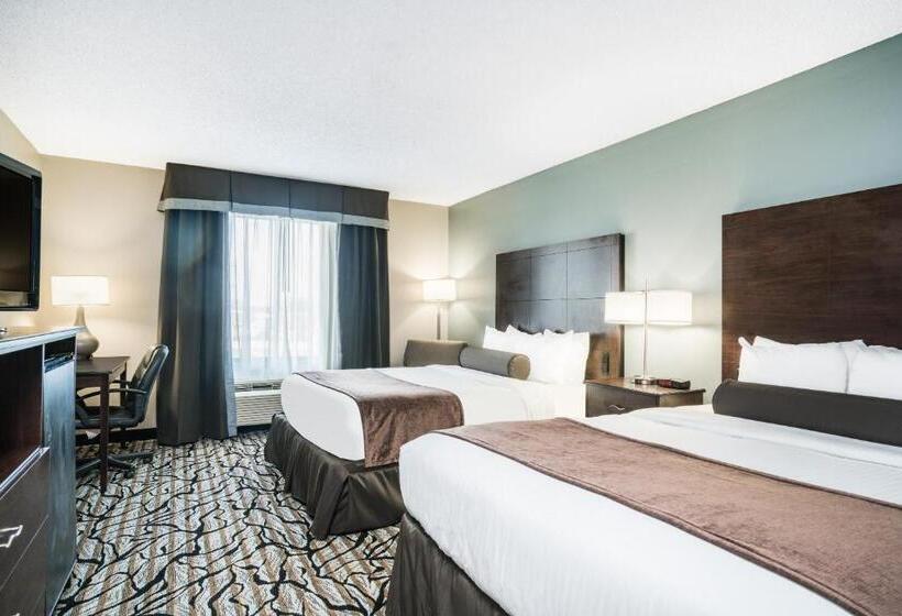 Номер Deluxe, Days Inn & Suites By Wyndham Wausau