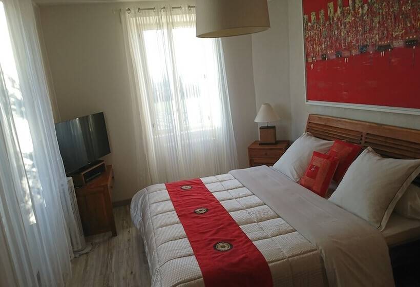 Номер Стандарт, Le Mas Des Sorcières Maison D Hôtes