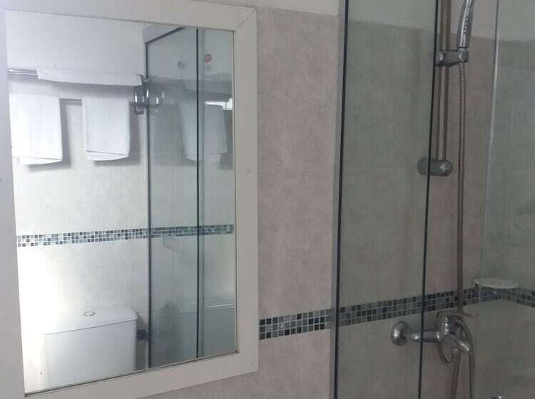 スタンダードトリプルルーム, Del Faro Punta Del Este