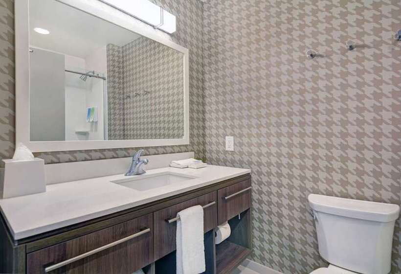 带大床的标准工作室, Home2 Suites By Hilton Charlotte Uptown, Nc