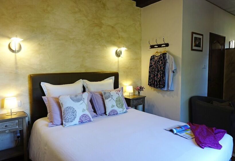 浪漫感的房间, Au Pre Des Sources