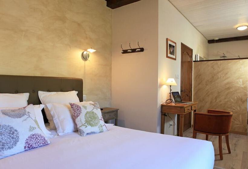 浪漫感的房间, Au Pre Des Sources