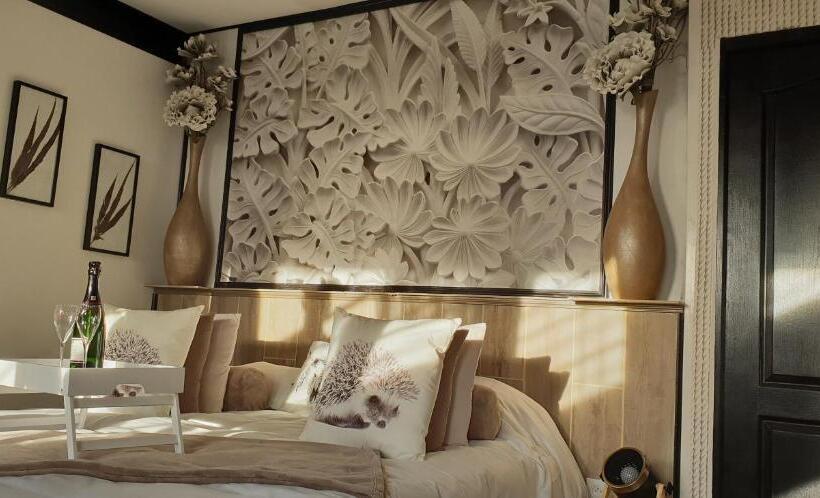 Люкс Вид на Море с Гидромассажем, L Instant