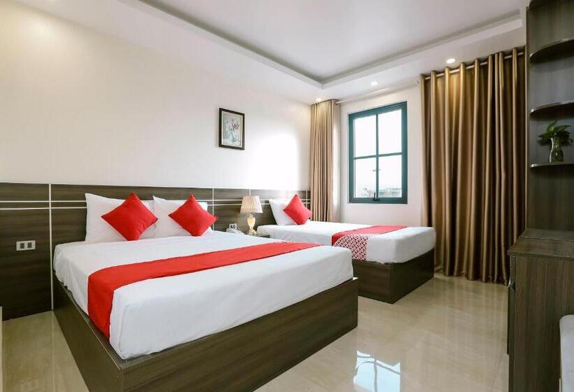 اتاق سوپریور سه تخته, Manarola Hotel Bãi Cháy