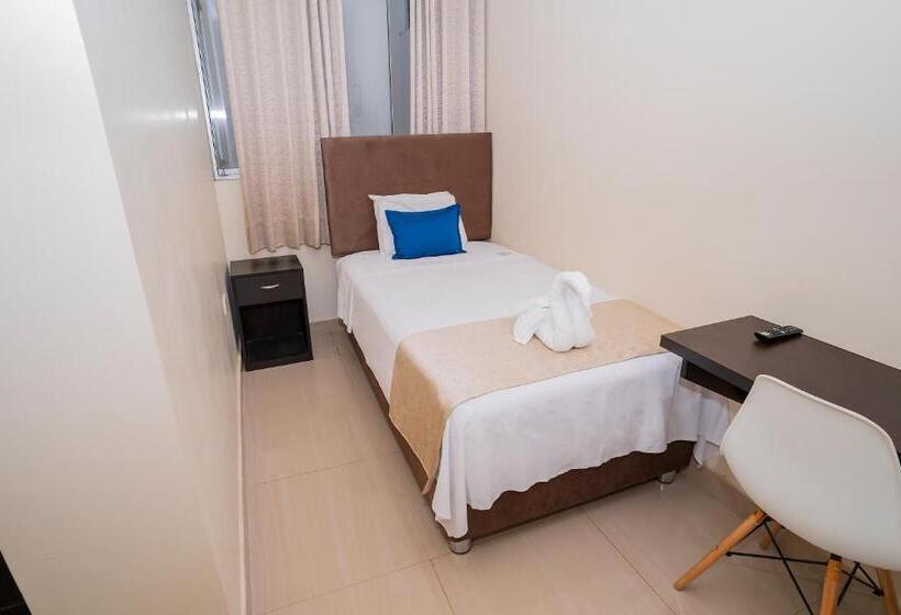 Economy Triple Room, Tropical City