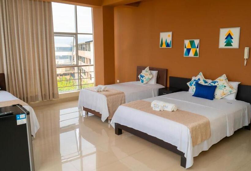 اتاق خانوادگی, Tropical City