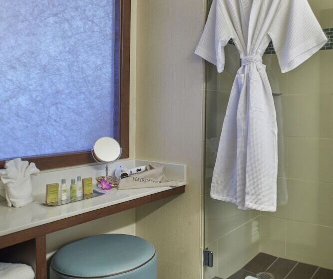 סוויטה, Doubletree By Hilton Hotel Alana   Waikiki Beach