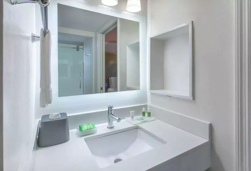 2ダブルベッドのスタンダードルーム, Holiday Inn & Suites Boca Raton North