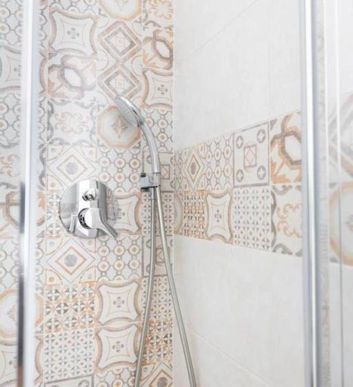 اتاق استاندارد با سرویس بهداشتی مشترک, Casa Aydée