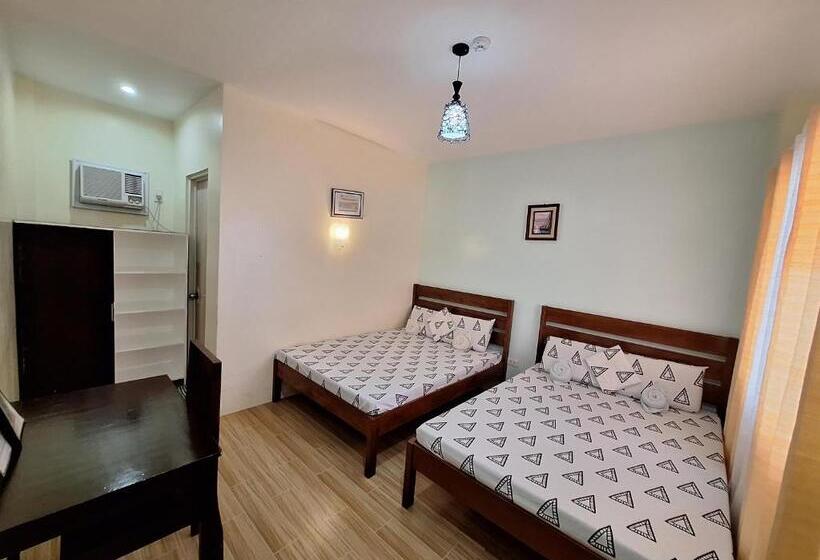 Четырехместный Номер Стандарт Вид на Море, Island Front Bangcogon Resort And Restaurant